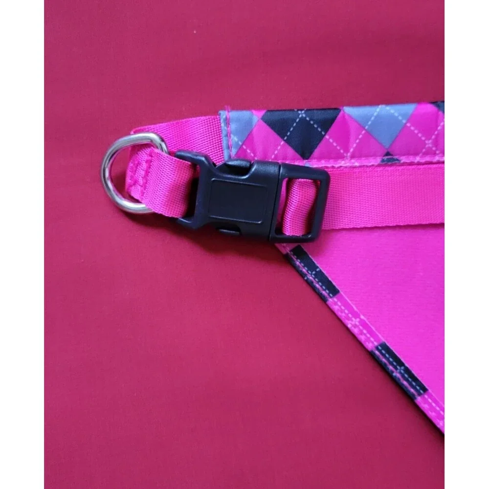 T-Mobile Tuesday Adjustable Pet Bandana Collar - Small